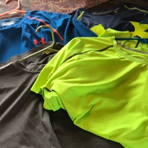 4 men’s under armour shirts